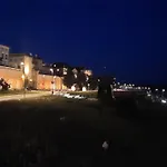 Kings Apartments